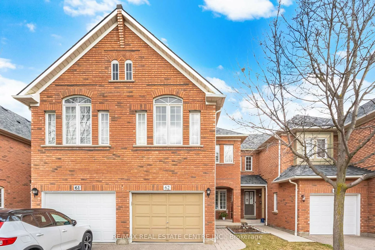 2665, Thomas, Central Erin Mills, Mississauga