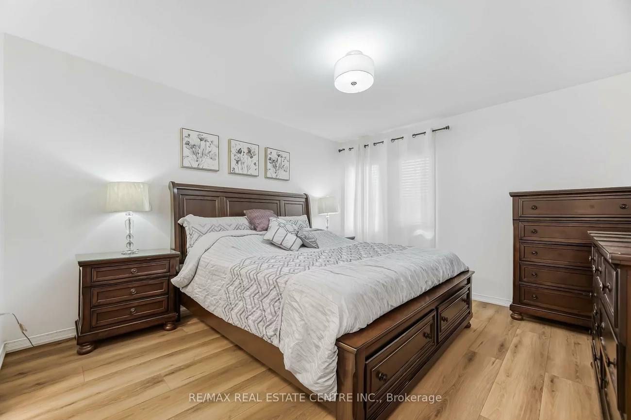 2665, Thomas, Central Erin Mills, Mississauga