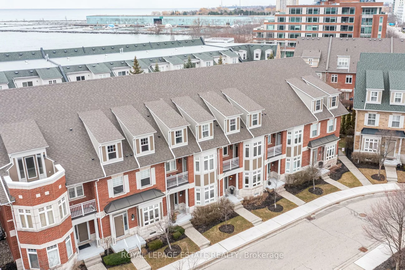 66, Compass, Port Credit, Mississauga