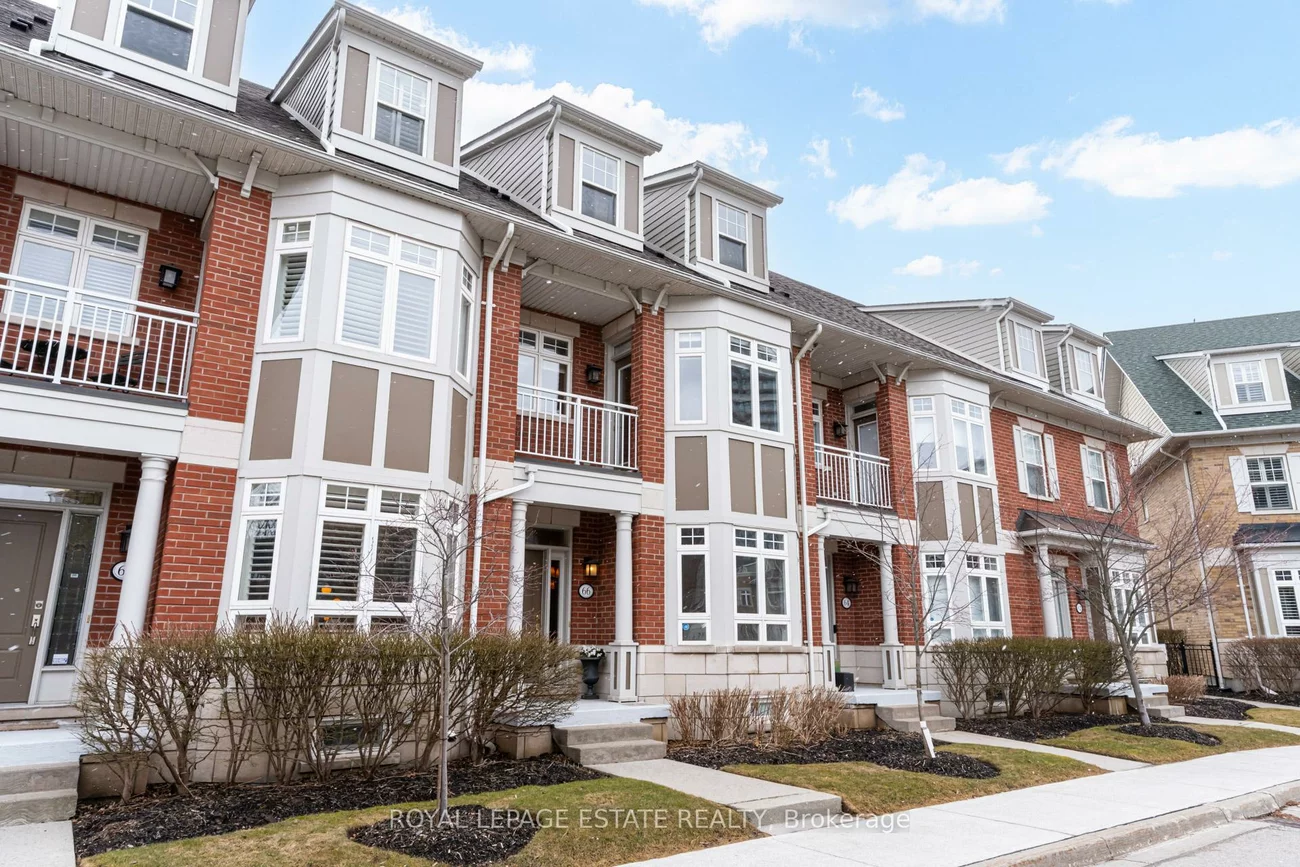 66, Compass, Port Credit, Mississauga