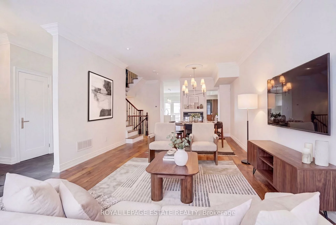 66, Compass, Port Credit, Mississauga