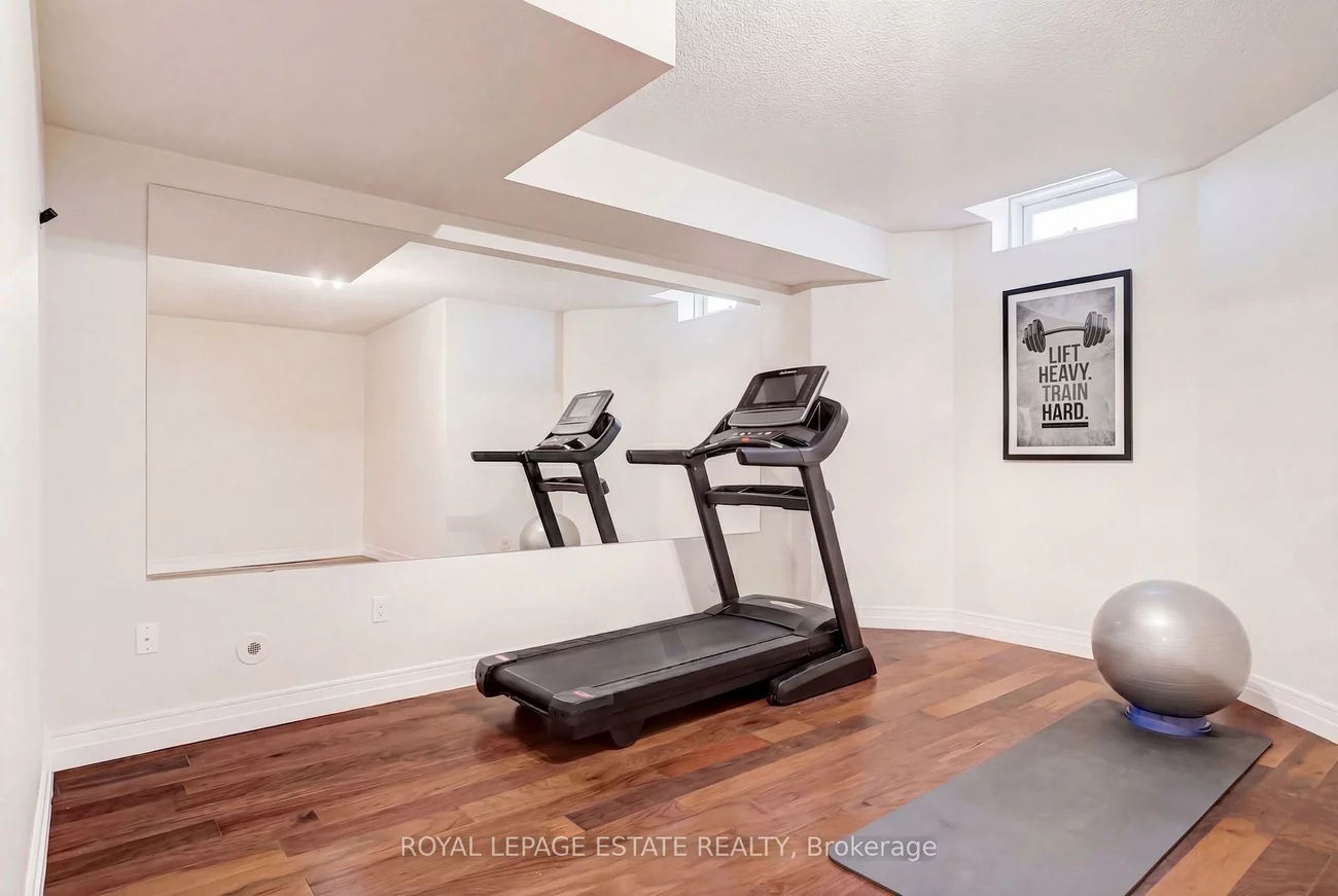 66, Compass, Port Credit, Mississauga