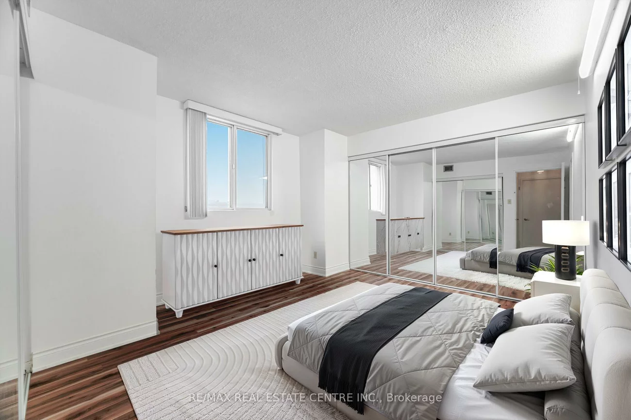 115, Hillcrest, Cooksville, Mississauga