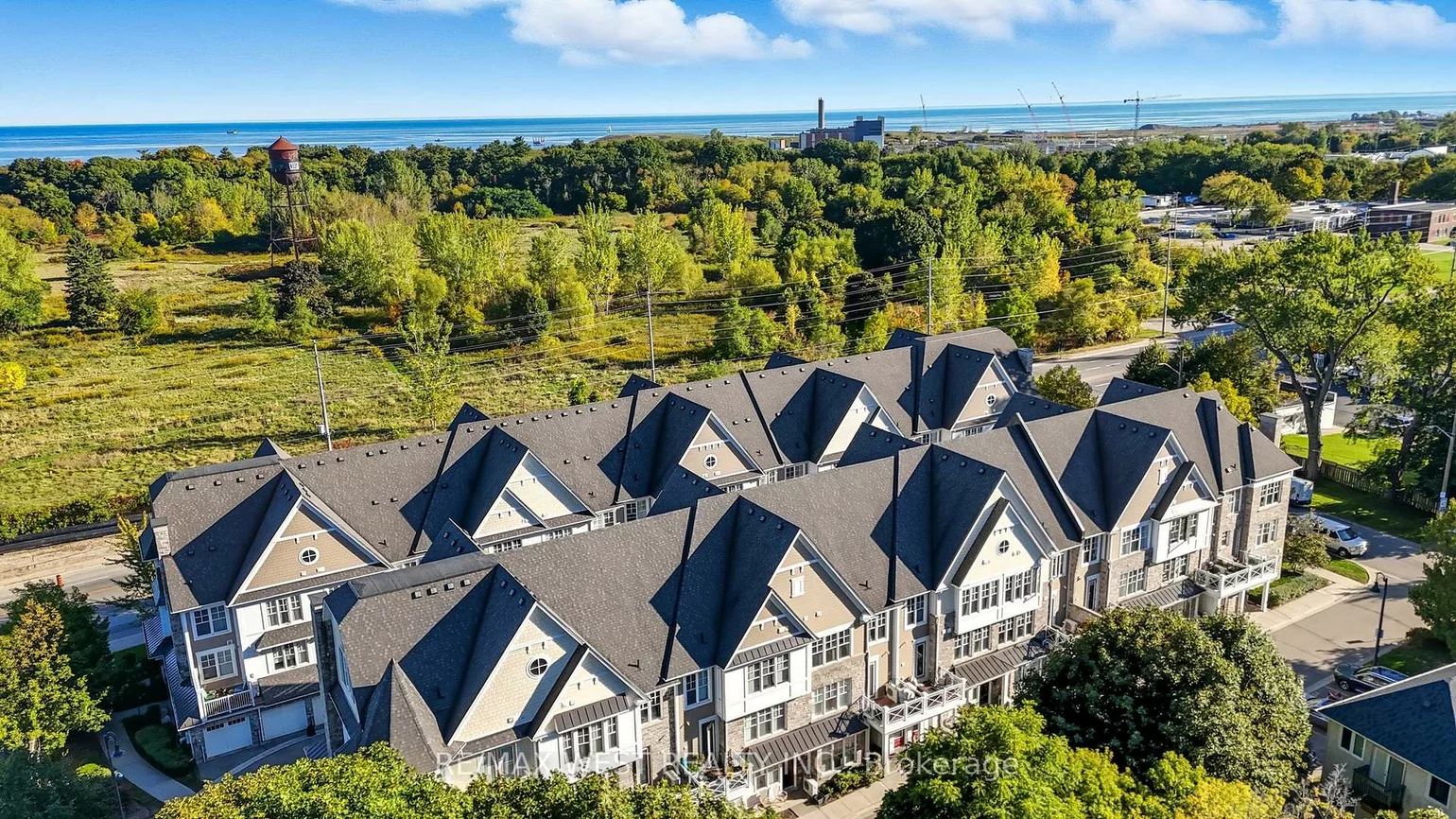 1011, Deta, Lakeview, Mississauga