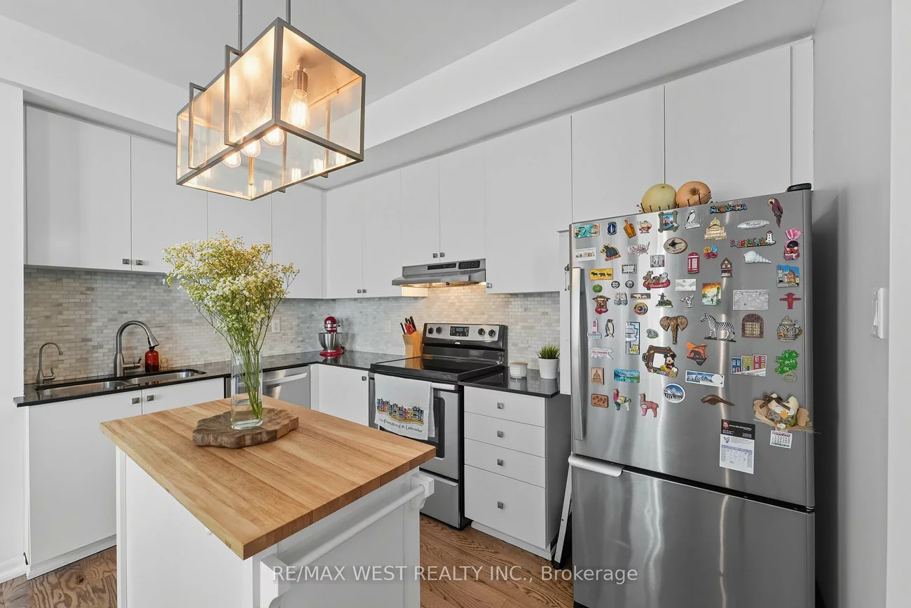 1011, Deta, Lakeview, Mississauga