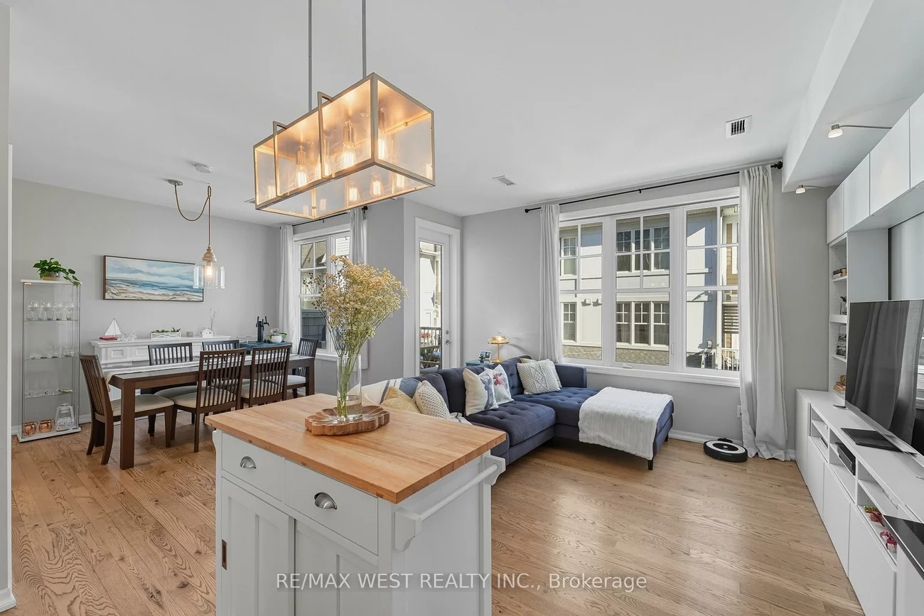 1011, Deta, Lakeview, Mississauga