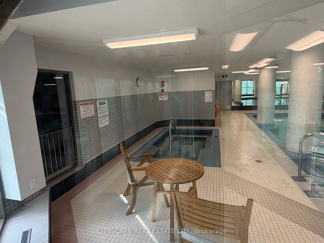 700, Constellation, Hurontario, Mississauga