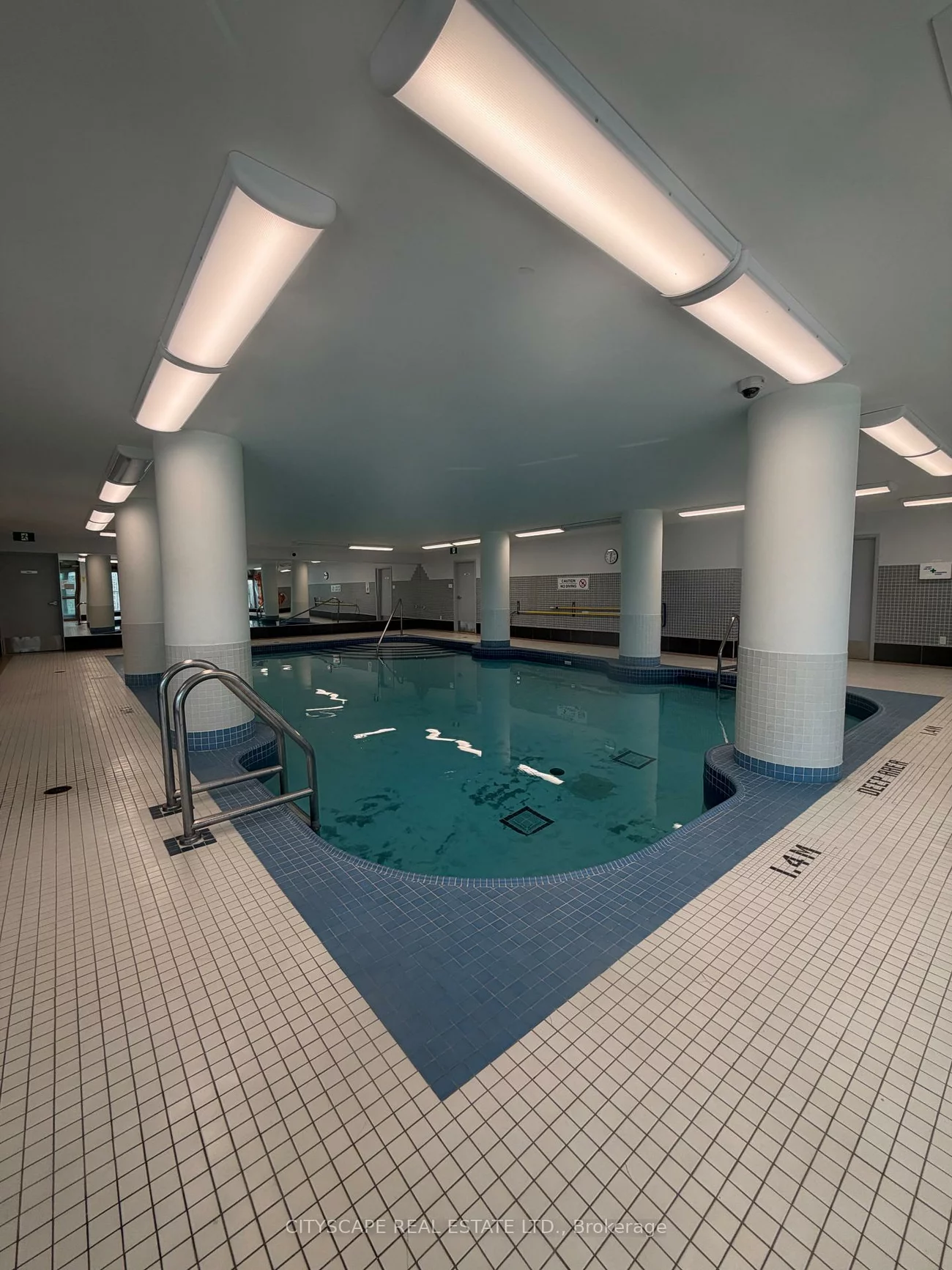 700, Constellation, Hurontario, Mississauga