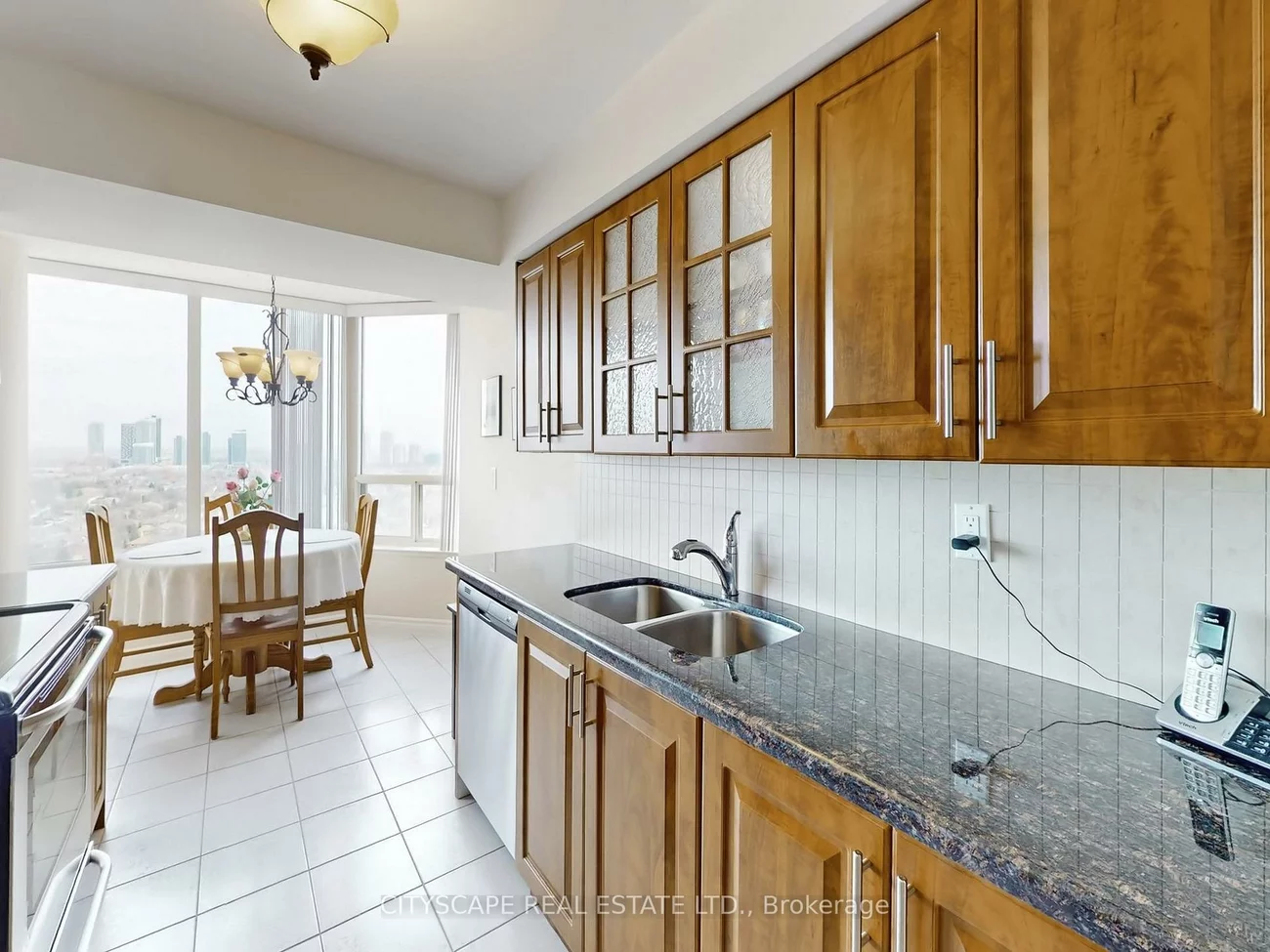 700, Constellation, Hurontario, Mississauga