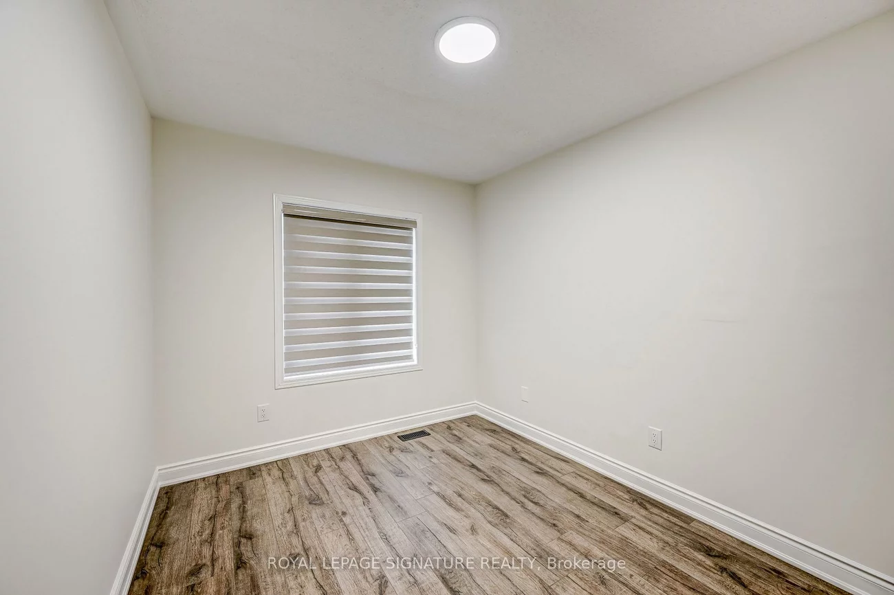 7360, Zinnia, Meadowvale Village, Mississauga