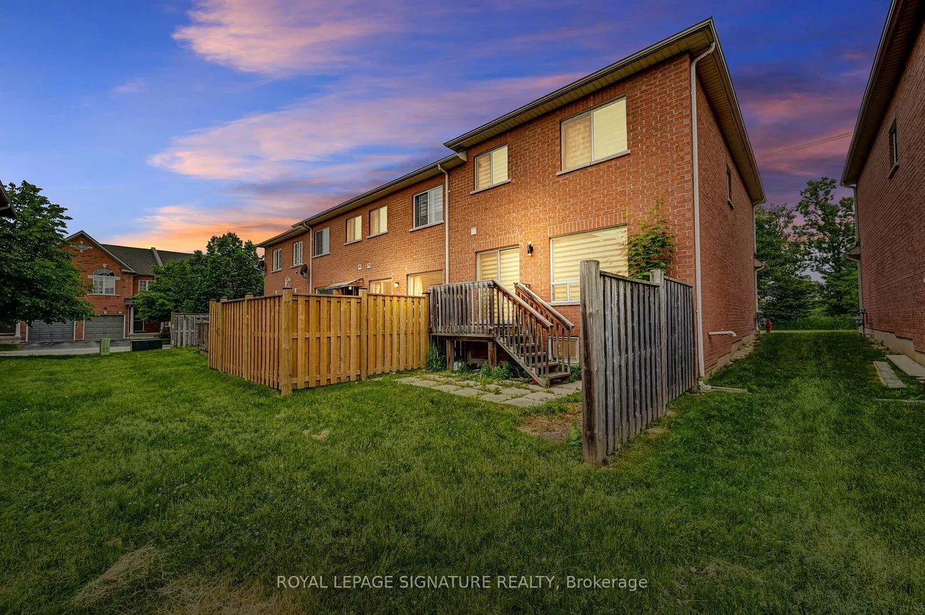 7360, Zinnia, Meadowvale Village, Mississauga