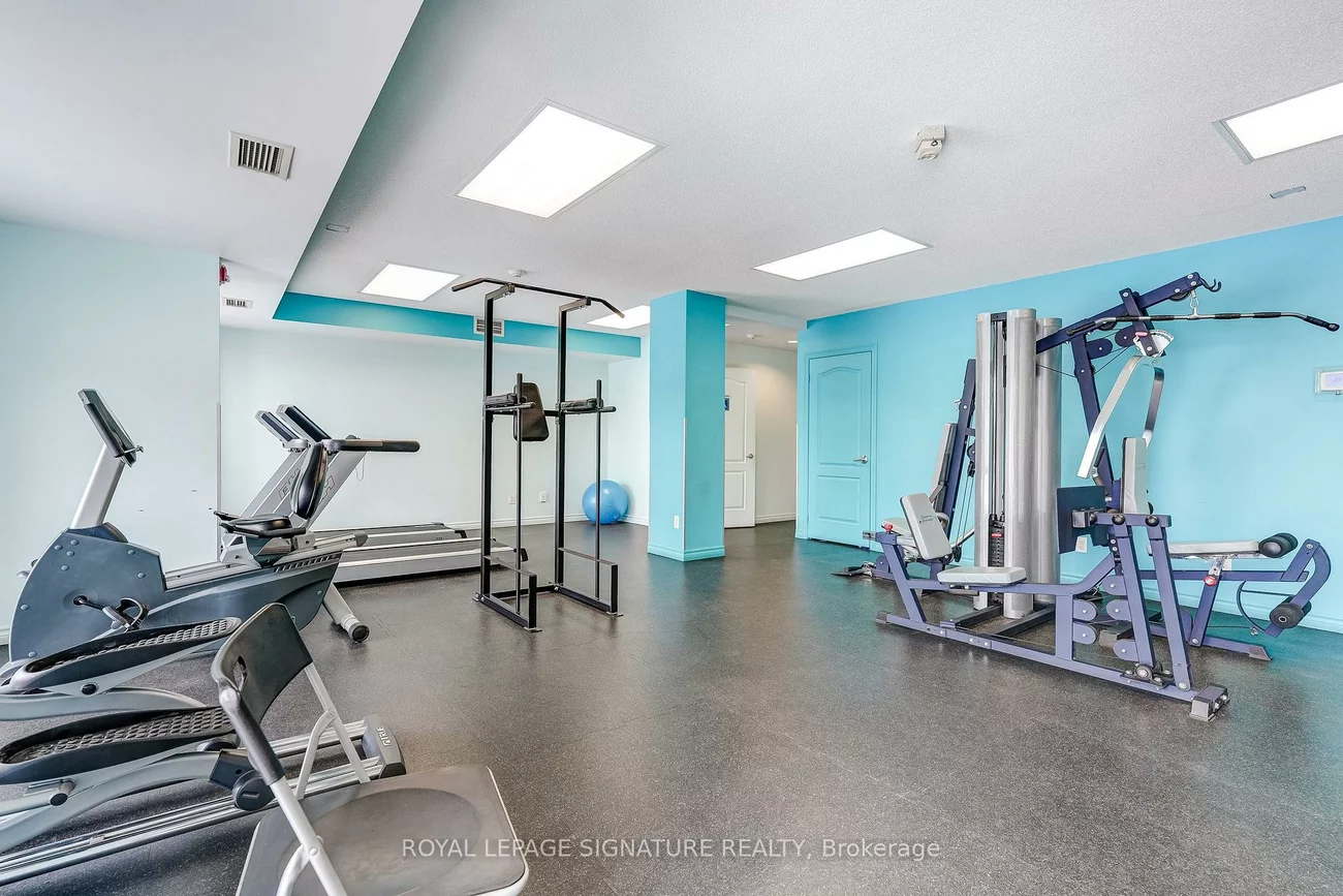 483, Faith, Hurontario, Mississauga