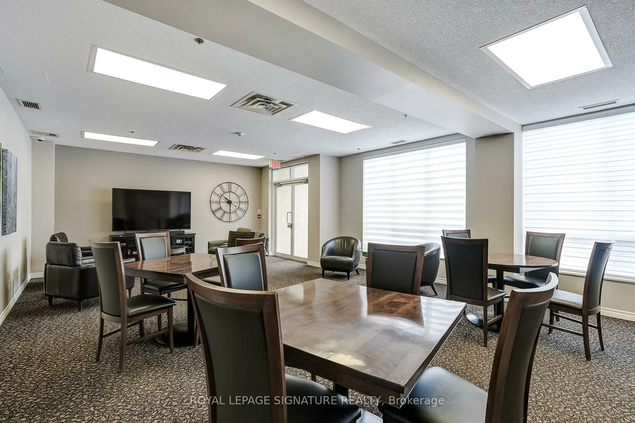 483, Faith, Hurontario, Mississauga