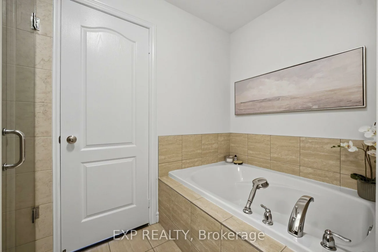 3235, Thomas, Churchill Meadows, Mississauga