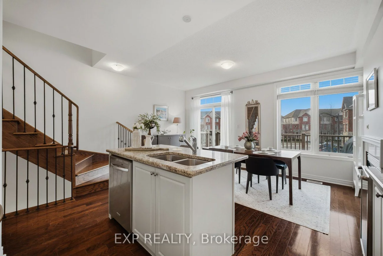 3235, Thomas, Churchill Meadows, Mississauga