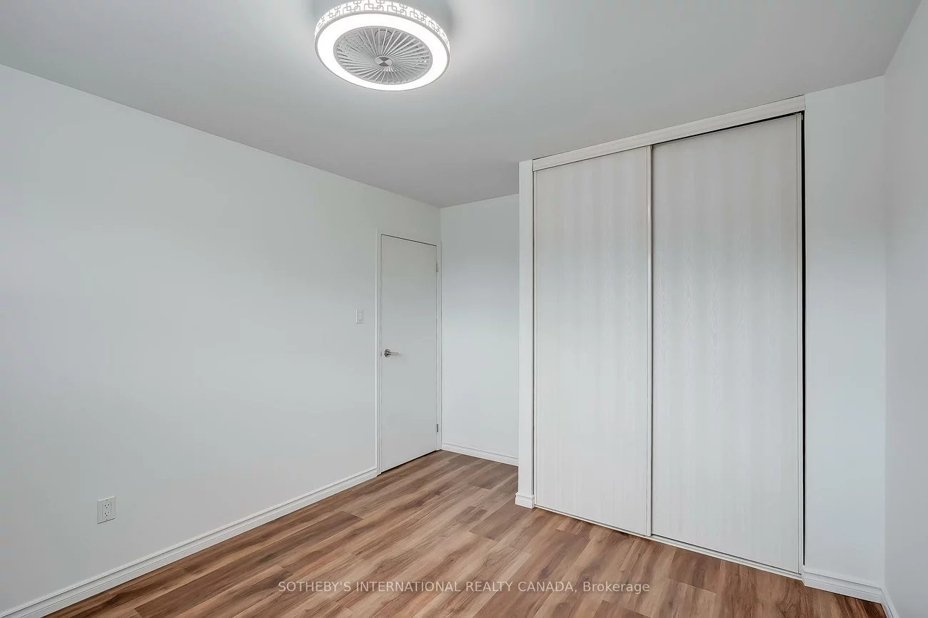 1055, Shawnmarr, Port Credit, Mississauga