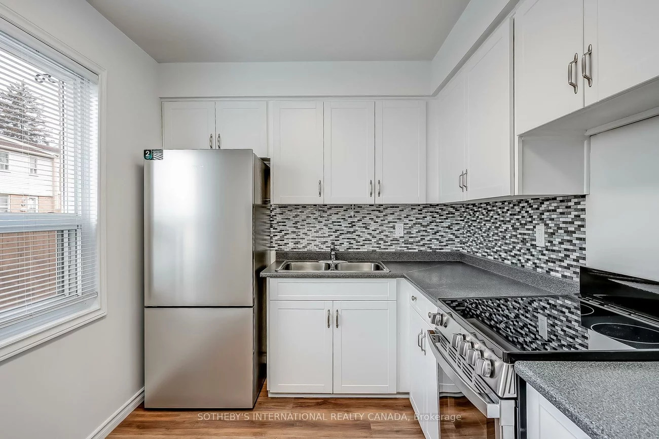 1055, Shawnmarr, Port Credit, Mississauga