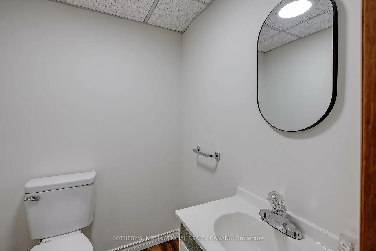 1055, Shawnmarr, Port Credit, Mississauga