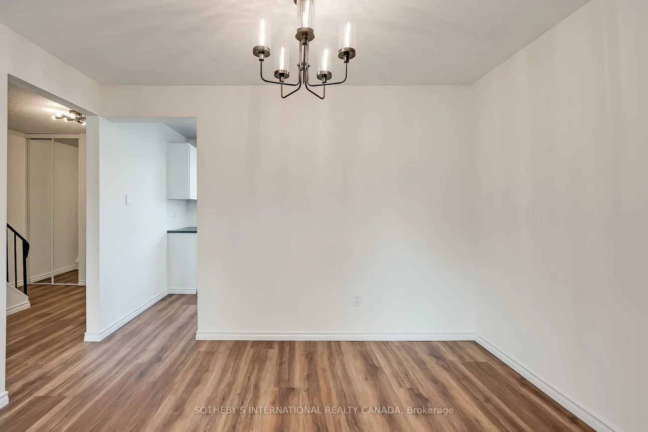 1055, Shawnmarr, Port Credit, Mississauga