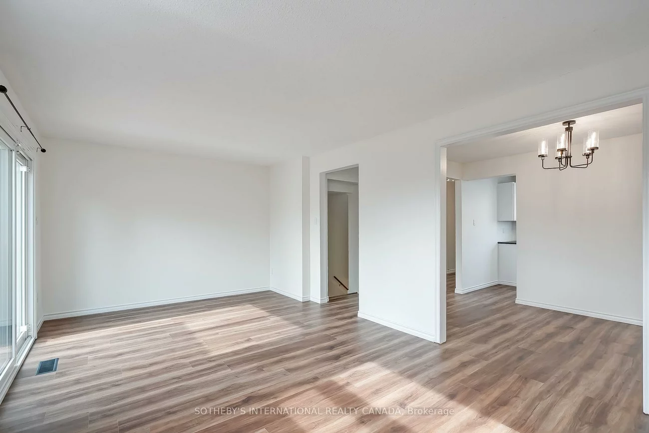 1055, Shawnmarr, Port Credit, Mississauga