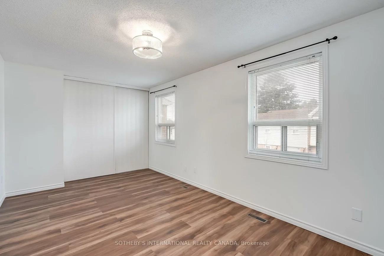 1055, Shawnmarr, Port Credit, Mississauga