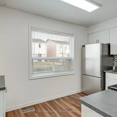 1055, Shawnmarr, Port Credit, Mississauga