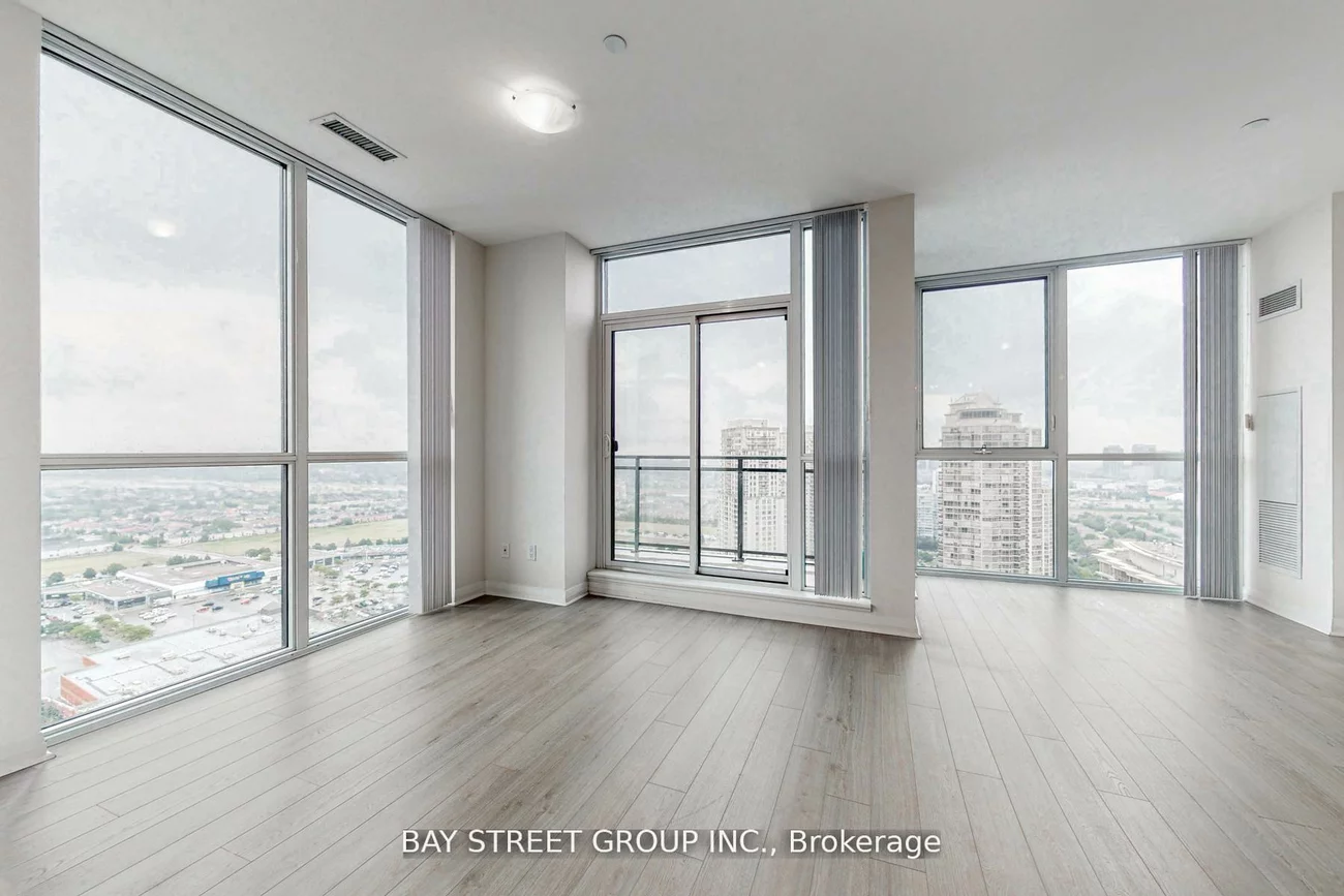 75, Eglinton, Hurontario, Mississauga