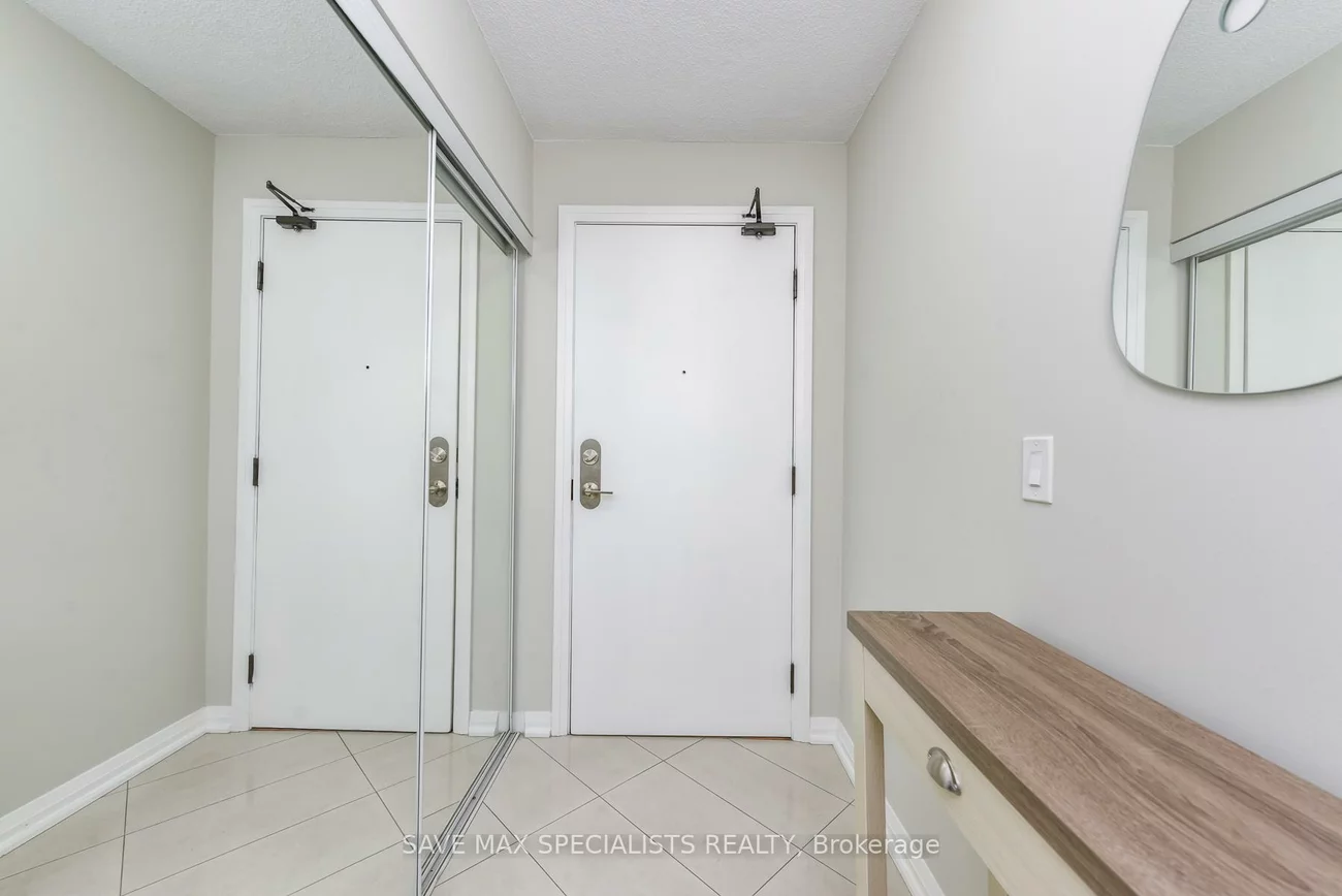 220, Forum, Hurontario, Mississauga