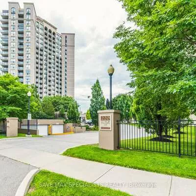 220, Forum, Hurontario, Mississauga