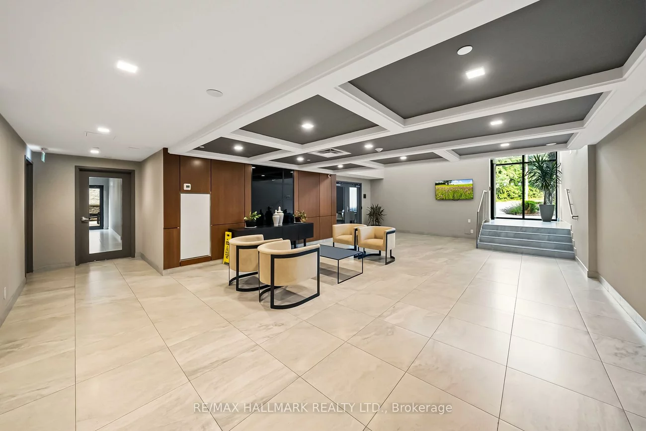 1575, Lakeshore, Clarkson, Mississauga