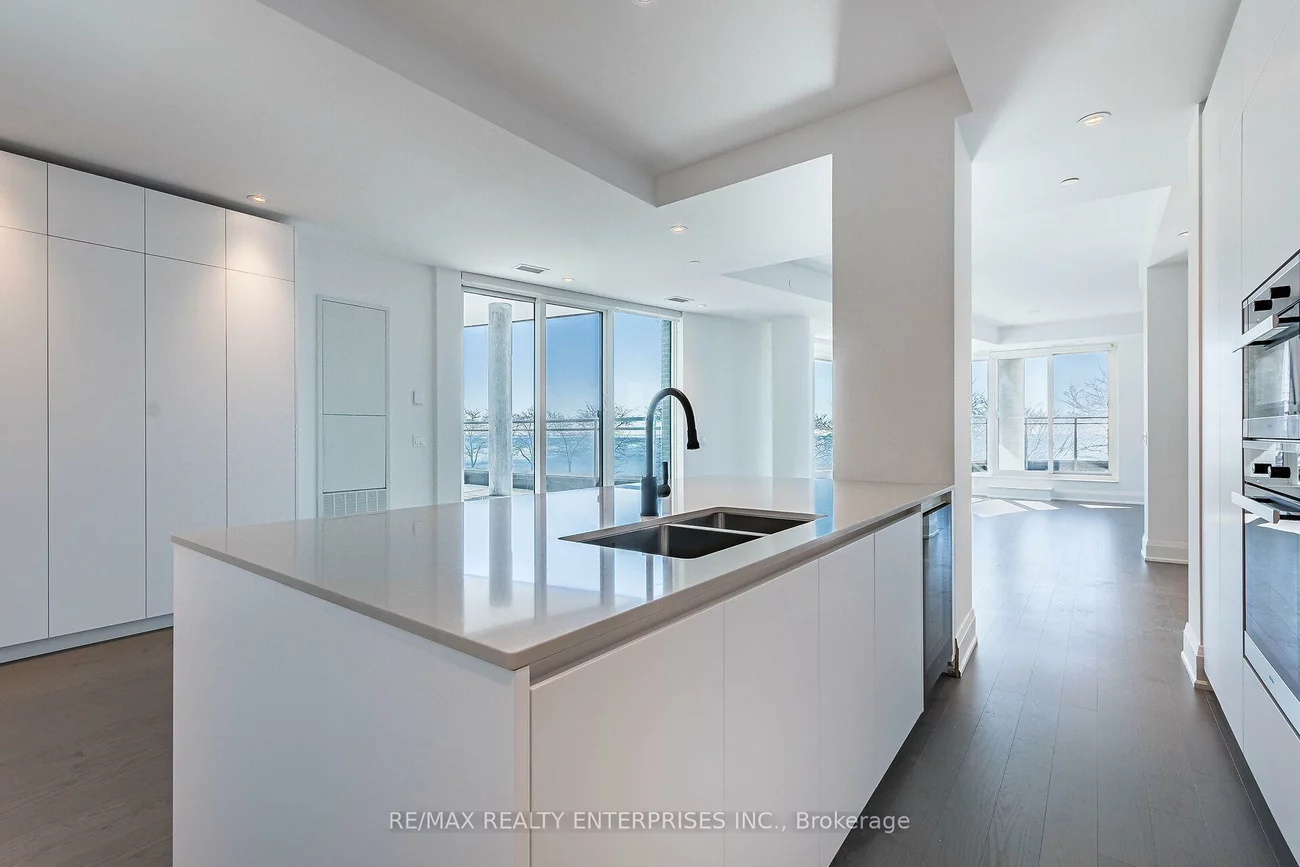 55, Port, Port Credit, Mississauga