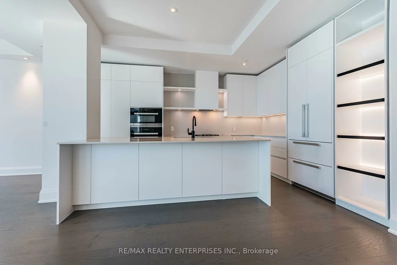 55, Port, Port Credit, Mississauga