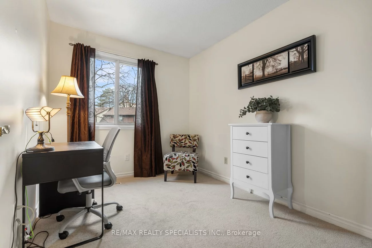 6650, Falconer, Streetsville, Mississauga