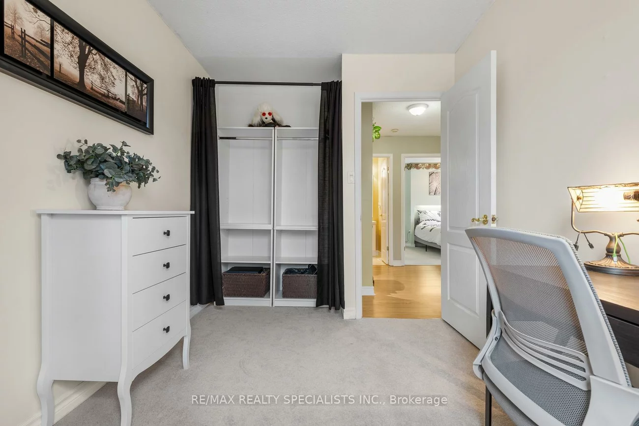 6650, Falconer, Streetsville, Mississauga