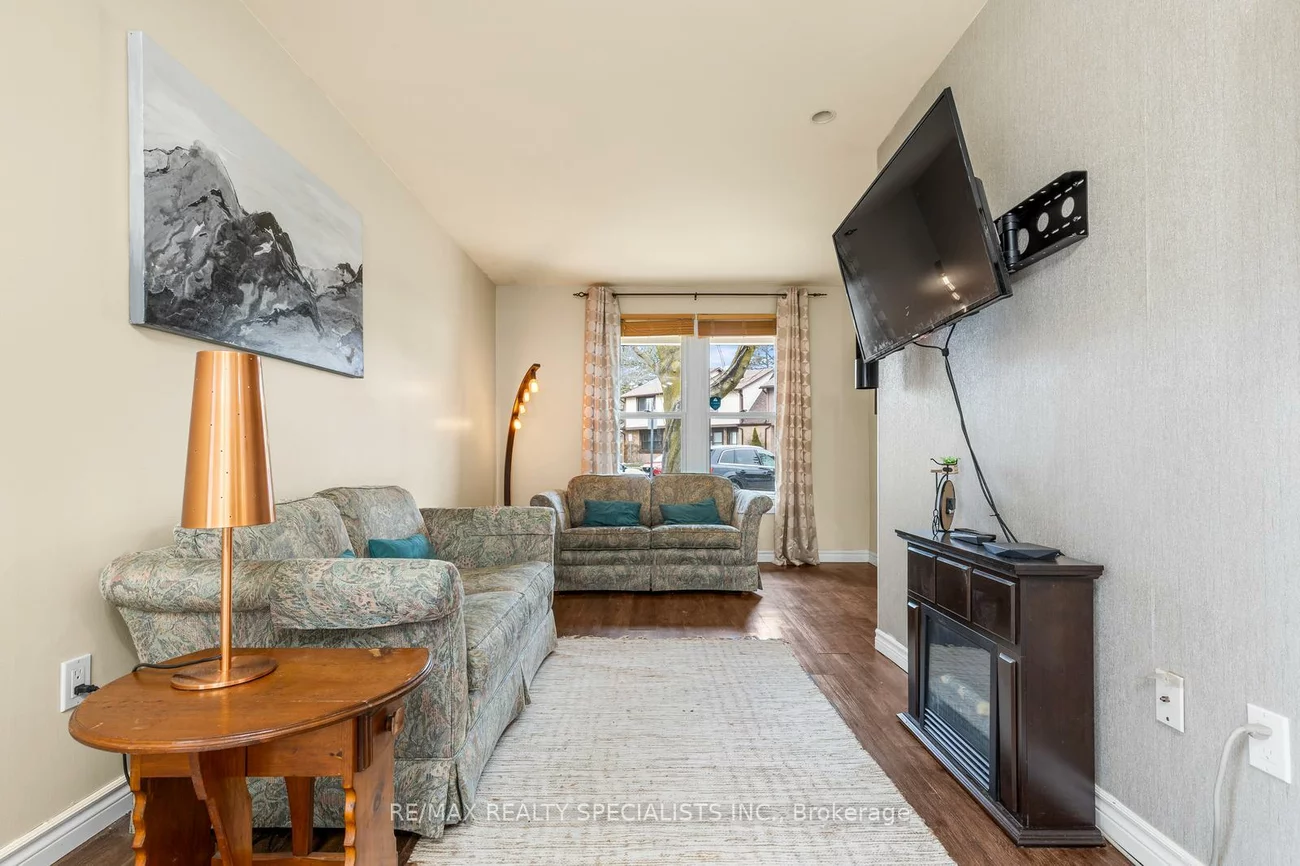 6650, Falconer, Streetsville, Mississauga