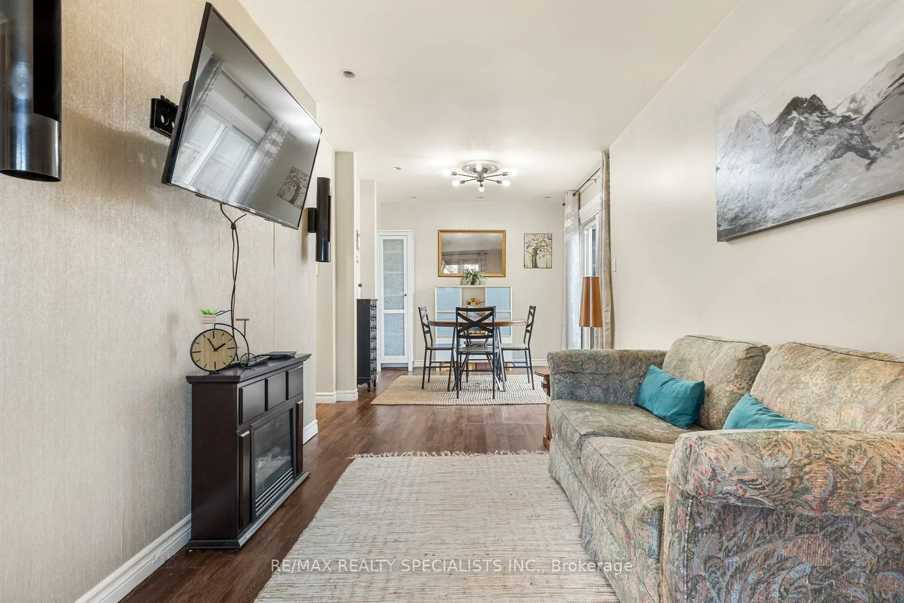 6650, Falconer, Streetsville, Mississauga