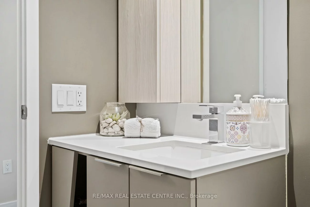 3900, Confederation, City Centre, Mississauga