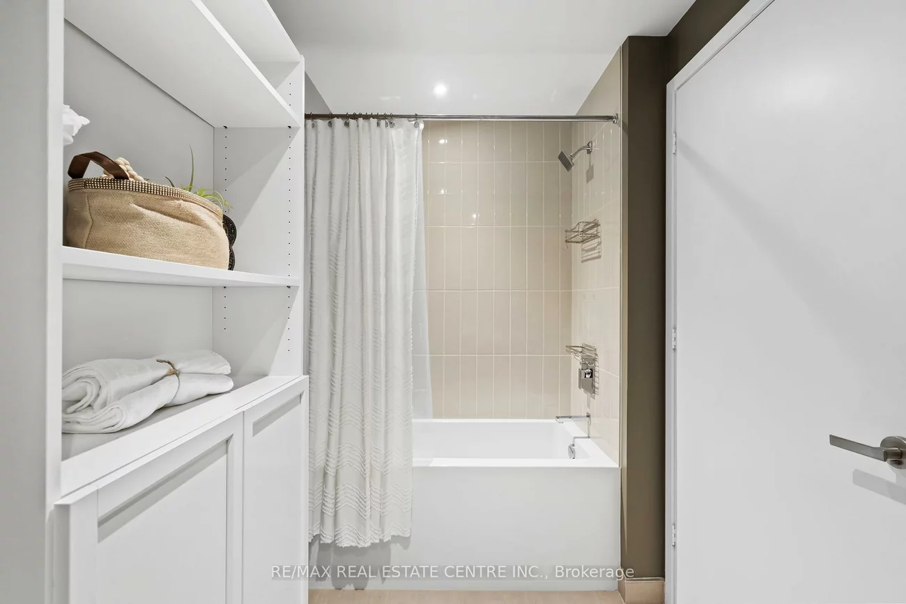 3900, Confederation, City Centre, Mississauga