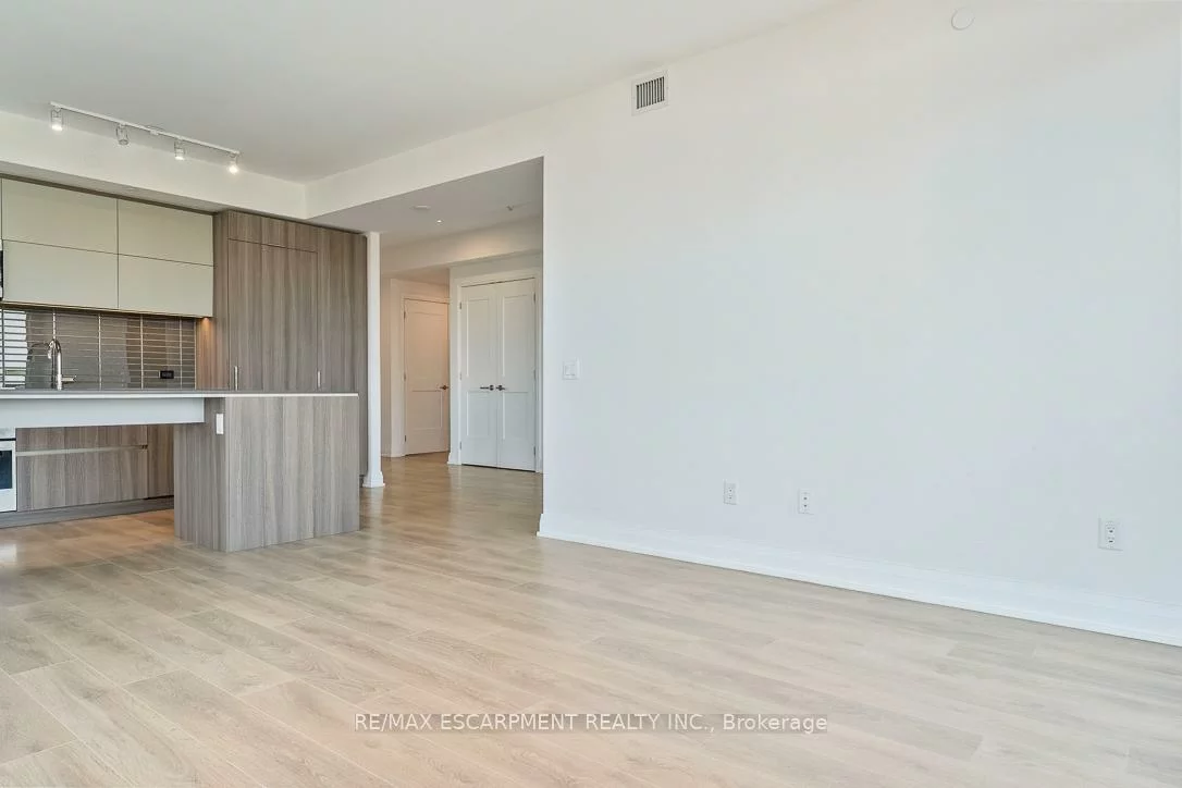 21, Park, Port Credit, Mississauga