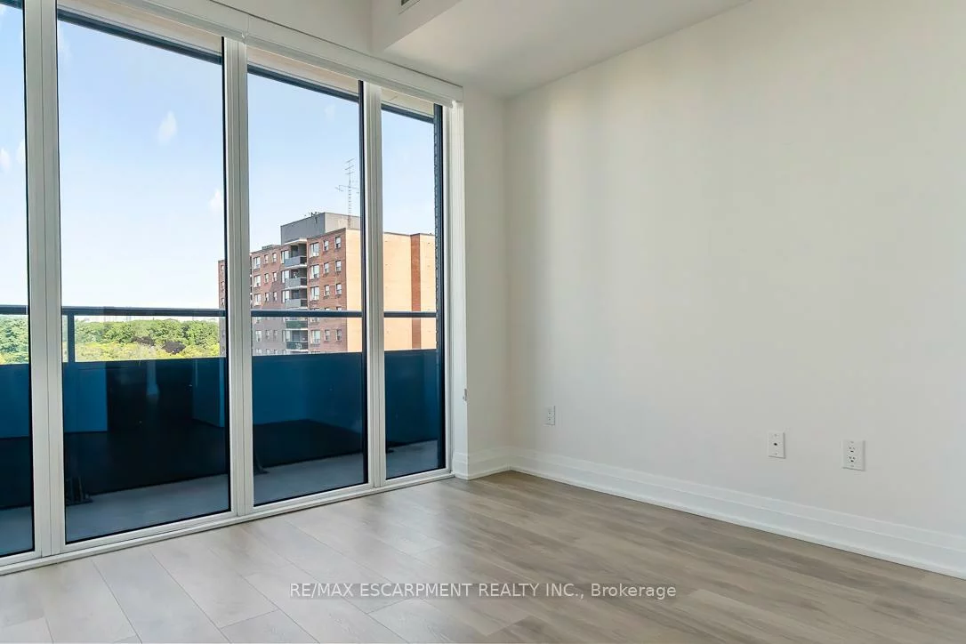 21, Park, Port Credit, Mississauga