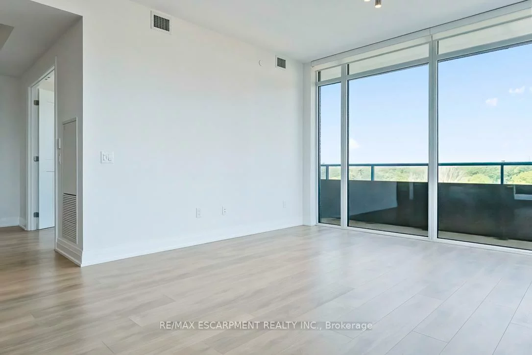 21, Park, Port Credit, Mississauga