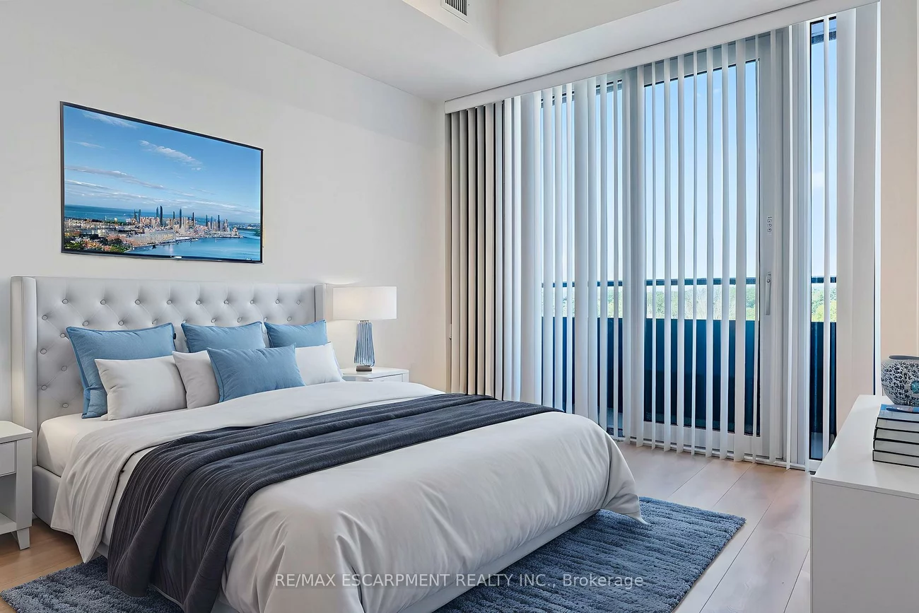 21, Park, Port Credit, Mississauga