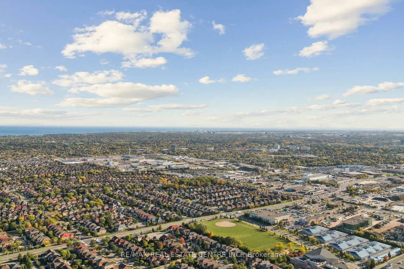 3883, Quartz, City Centre, Mississauga