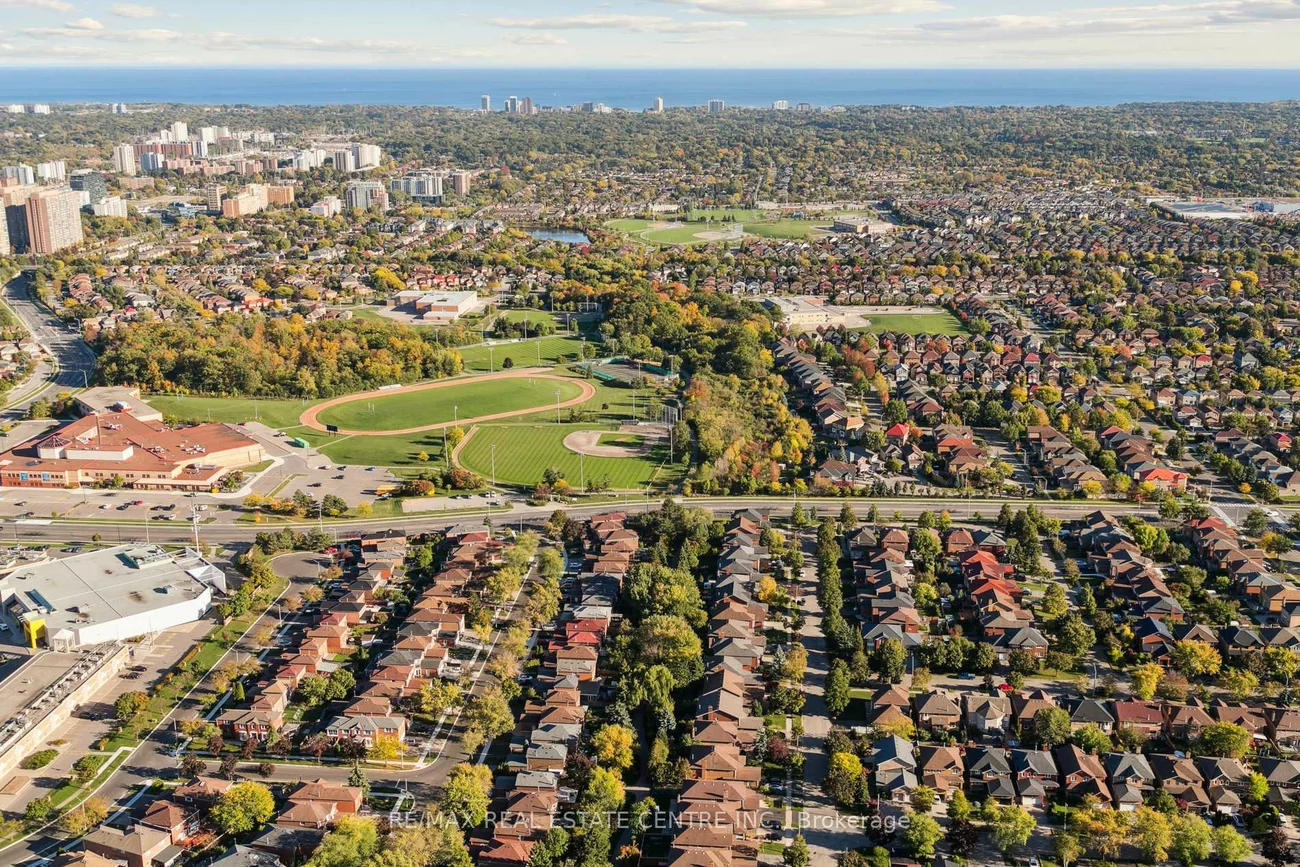 3883, Quartz, City Centre, Mississauga