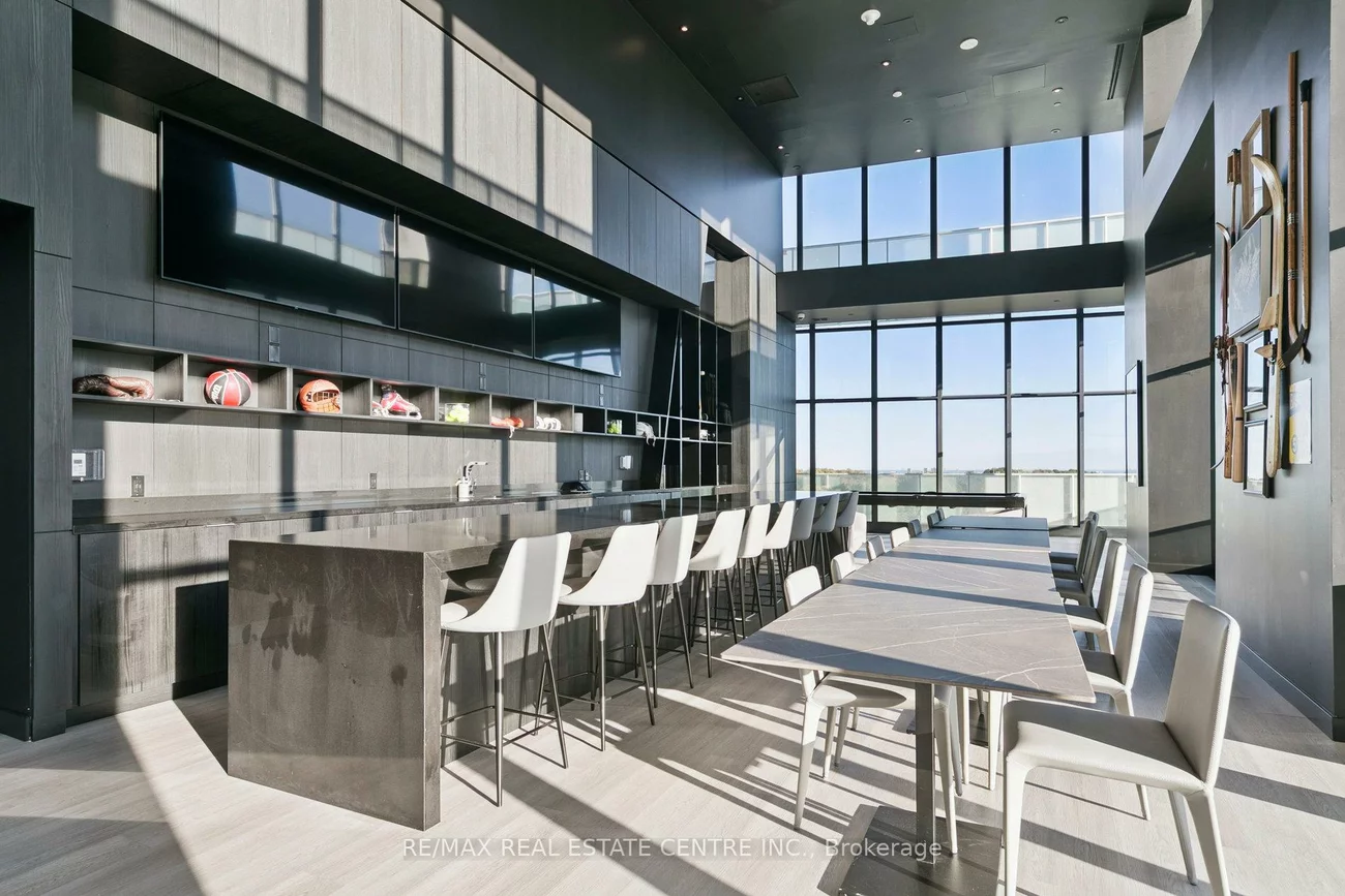 3883, Quartz, City Centre, Mississauga