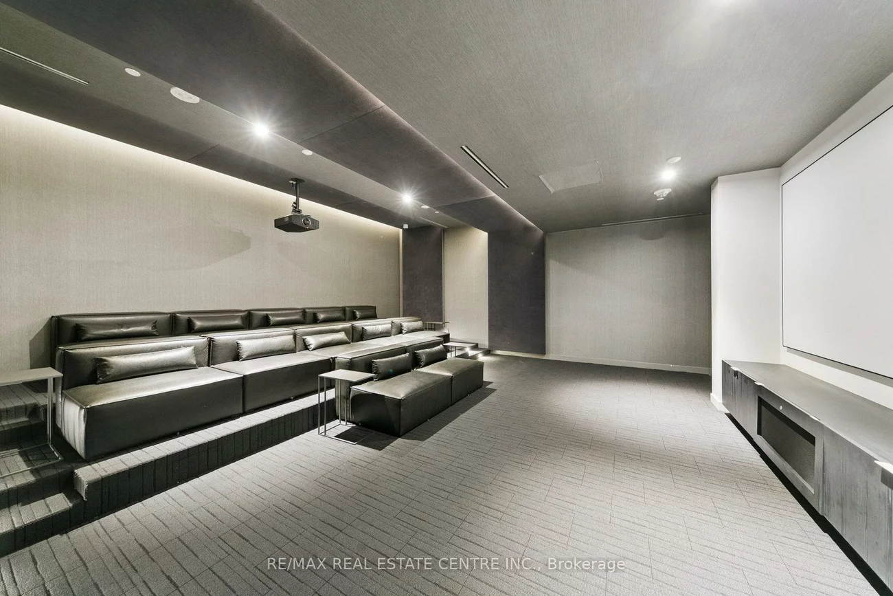 3883, Quartz, City Centre, Mississauga