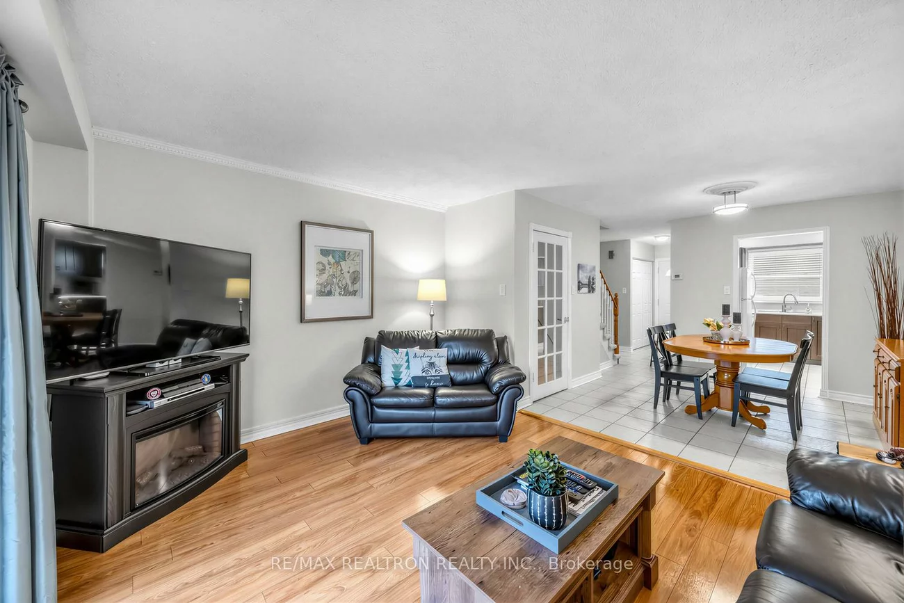 6699, Falconer, Streetsville, Mississauga