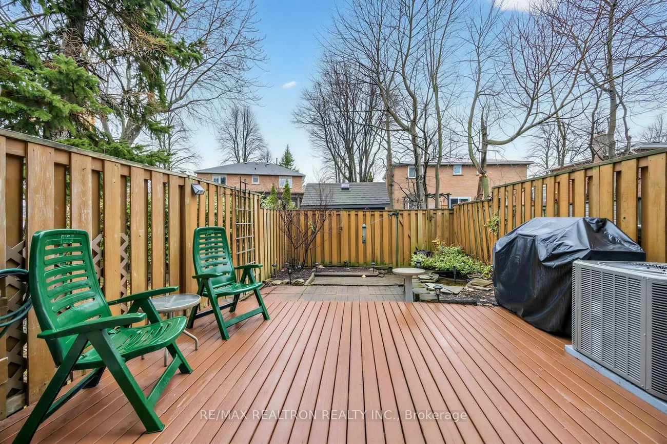 6699, Falconer, Streetsville, Mississauga