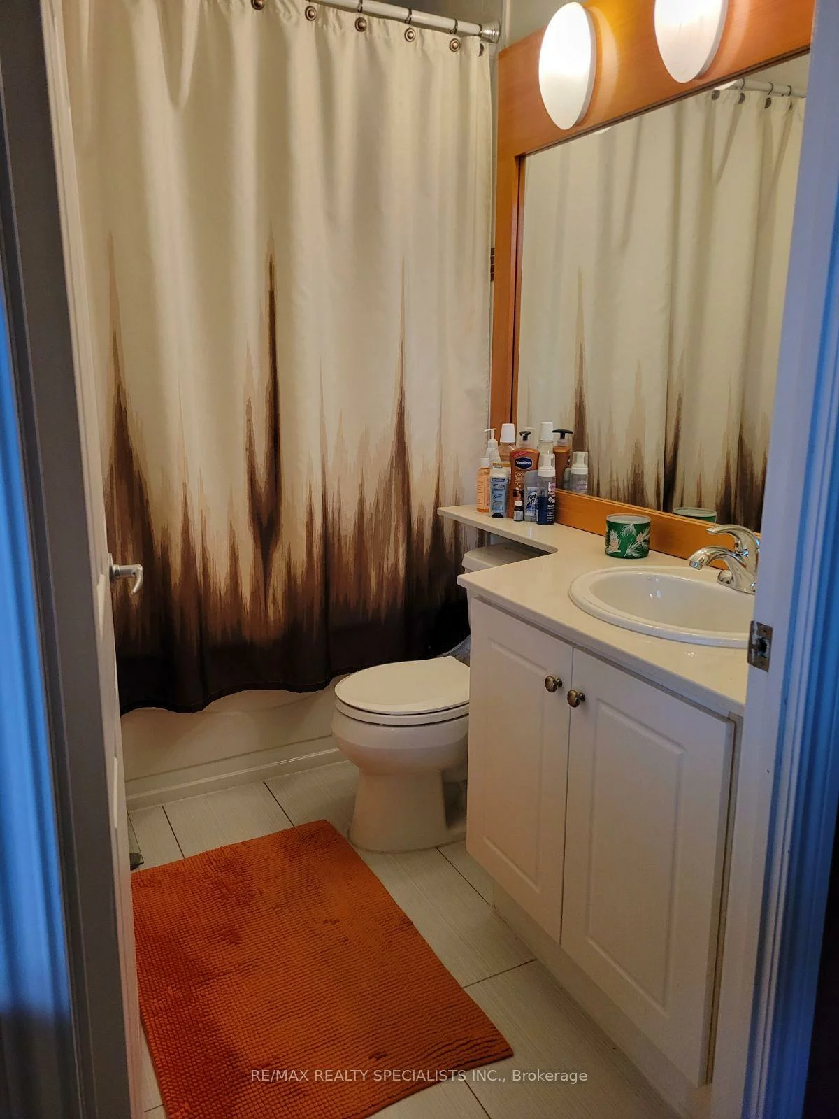 3504, Hurontario, Fairview, Mississauga