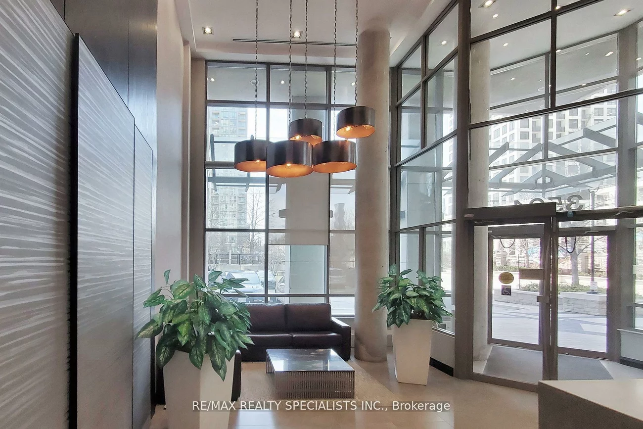 3504, Hurontario, Fairview, Mississauga